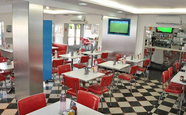 Imagem de destaque para Twelve Burger