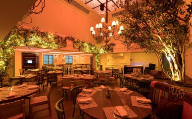 Imagem de destaque para Cafe De La Musique Dining Club
