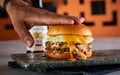 Imagem de destaque para Dia do Hambúrguer: 19 lugares deliciosos e imperdíveis para comemorar a data em São Paulo