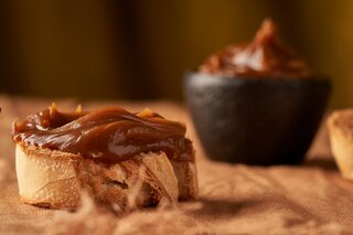 Receitas: Pão de iogurte recheado de doce de leite e banana é perfeito para sobremesa e lanche da tarde; confira a receita! 