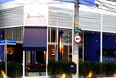 Imagem de destaque para Luanda Bar